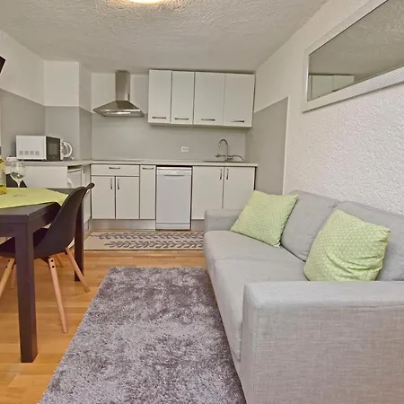Corta City-centre Apartment *