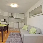 Corta City-centre Daire
