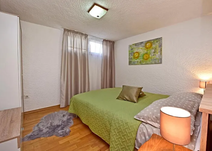 アパート Corta City-centre *